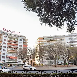 Apartamento New! Spacious & River, Sevilla