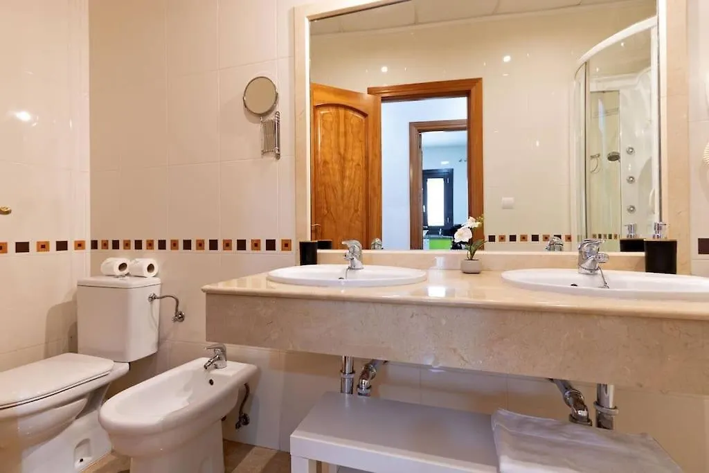 Jdcbi - Peaceful Lovely Apartment In City Center Sevilla 0*,  España
